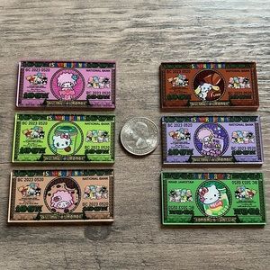 ✨ 5 for $25 ✨ Sanrio money acrylics